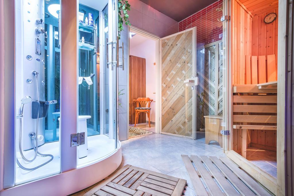 Villa Roses Apartments & Wellness Ičići Exteriör bild