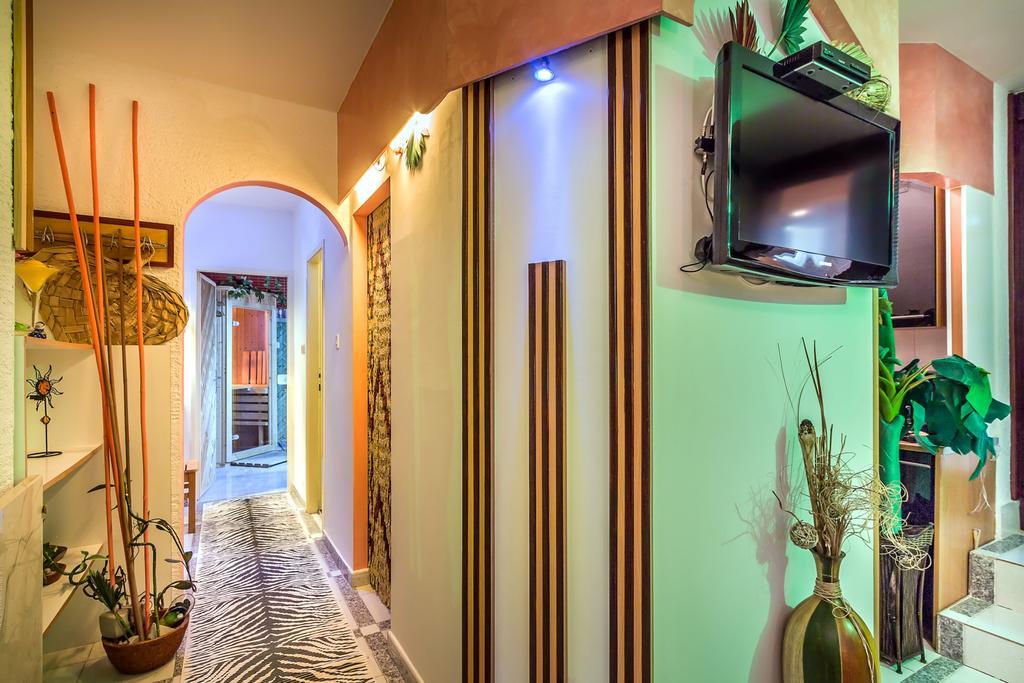 Villa Roses Apartments & Wellness Ičići Exteriör bild
