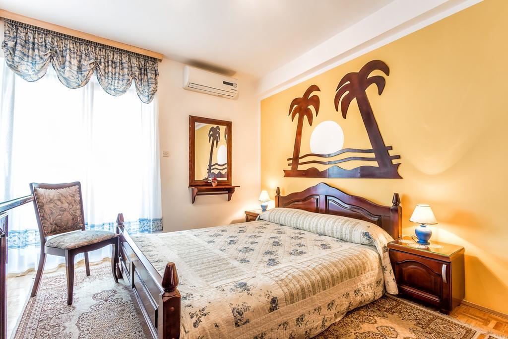 Villa Roses Apartments & Wellness Ičići Exteriör bild