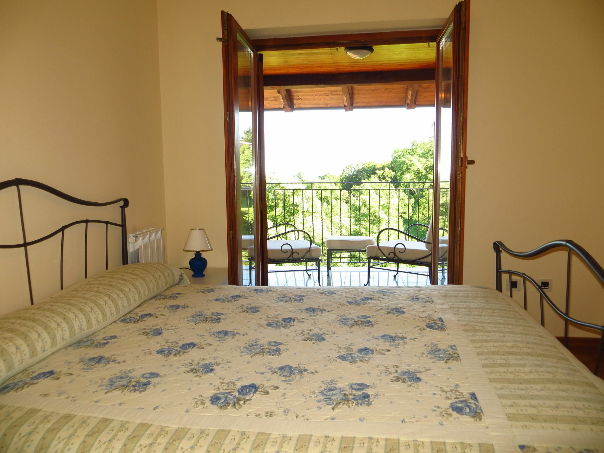 Villa Roses Apartments & Wellness Ičići Exteriör bild